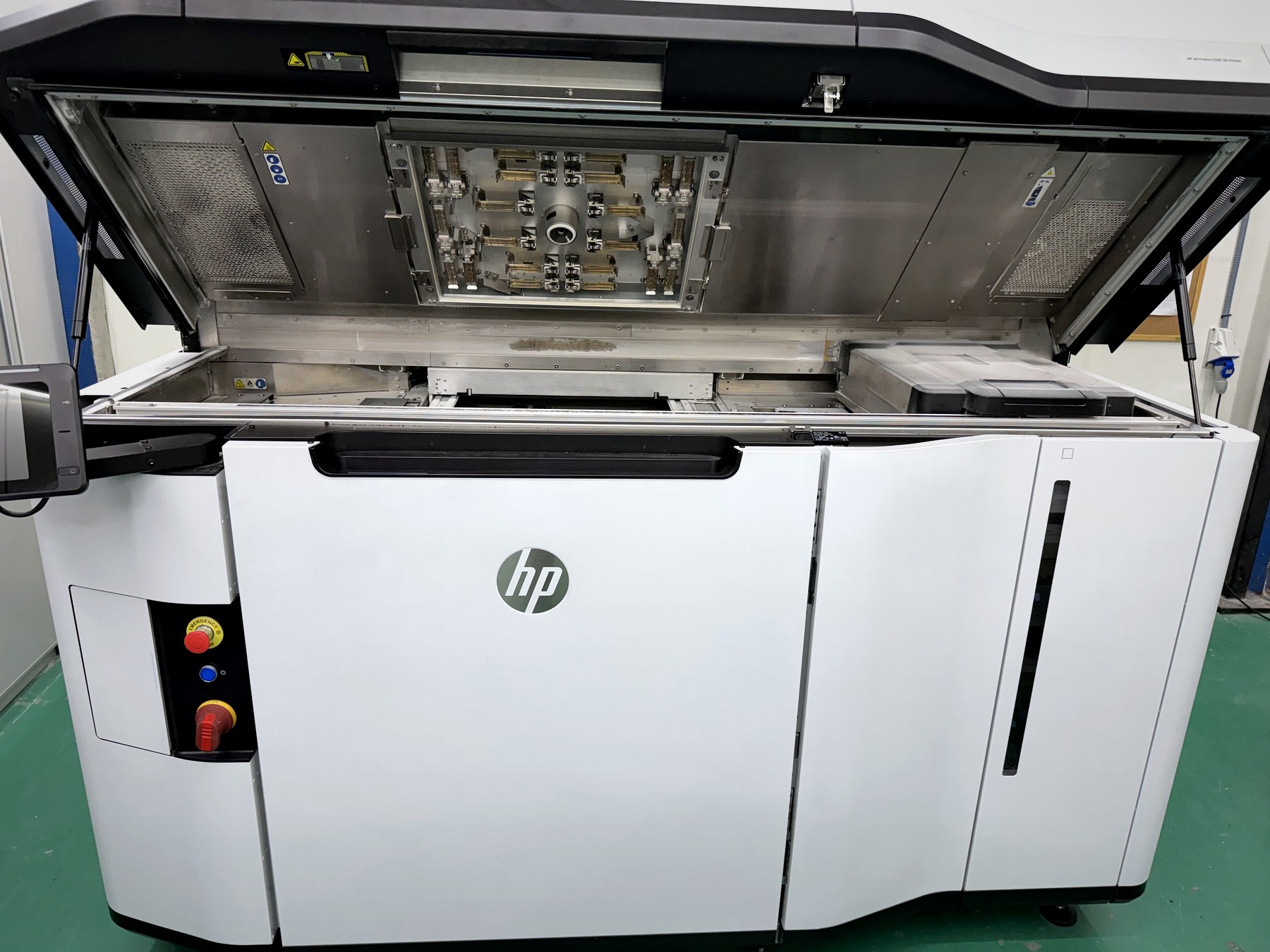 HP Jet Fusion 5200